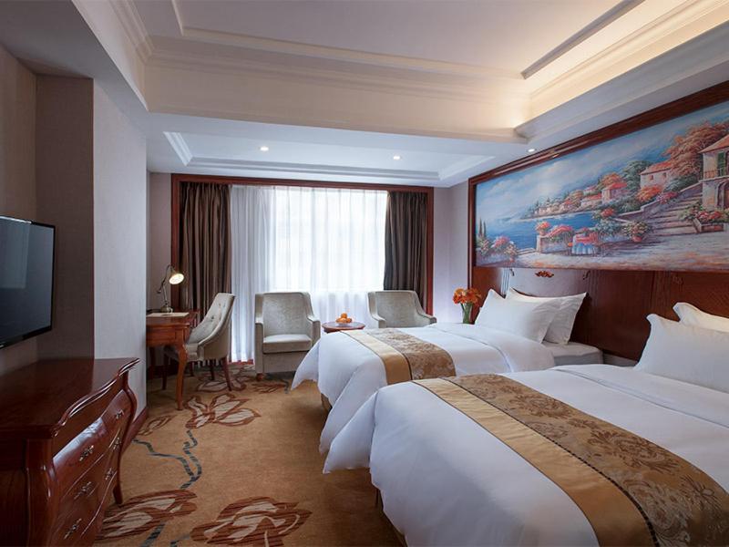 Vienna International Hotel Shaoguan Fengcailou ภายนอก รูปภาพ