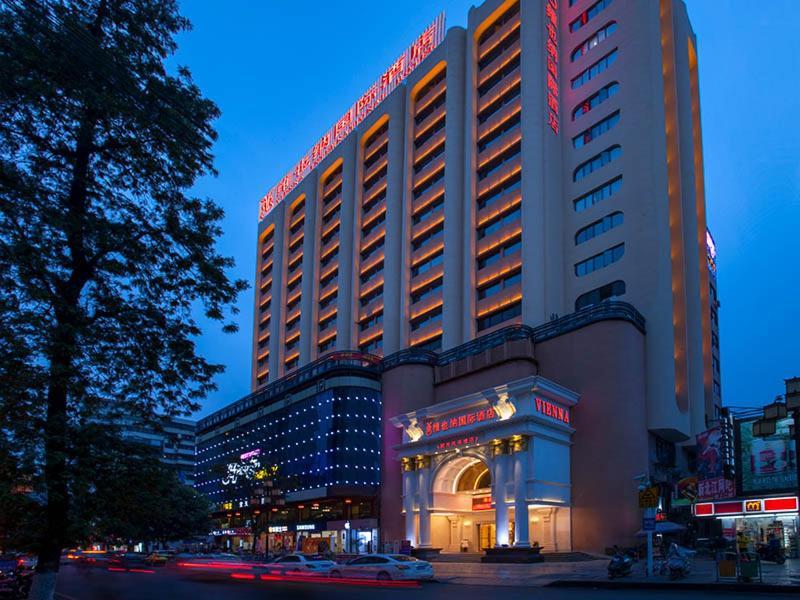Vienna International Hotel Shaoguan Fengcailou ภายนอก รูปภาพ